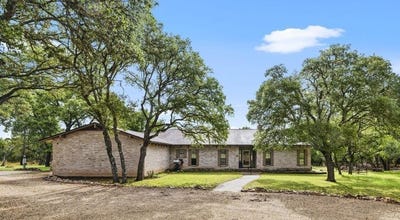 /international/us/325-cedar-ridge-kerrville-tx-110107879416/