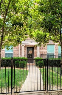 /international/us/2500-rockbrook-drive-lewisville-tx-110099584386/