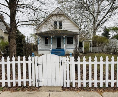 /international/us/312-n-chicago-street-dwight-il-110106984419/