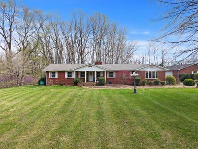 /international/us/97-state-route-810-kuttawa-ky-110109304544/
