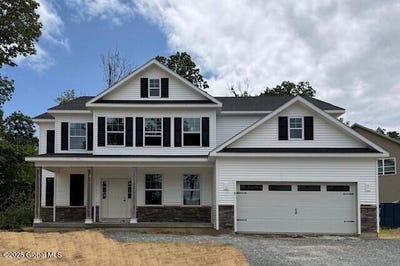 /international/us/25-tamarack-street-ballston-ny-110100917402/
