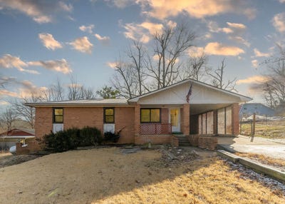 /international/us/777-county-road-393-thayer-mo-110097577534/?lang=zh-tw