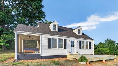 /international/us/1151-moorefield-road-danbury-nc-110108233104/
