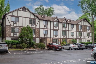 /international/us/1406-faulkner-court-mahwah-nj-110108380964/