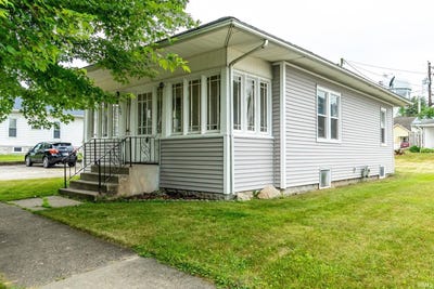 /international/us/623-n-state-street-kendallville-in-110100998503/