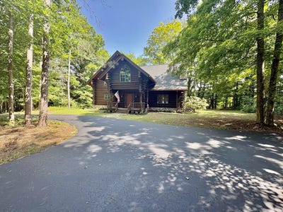 /international/us/18821-moore-road-thompsonville-mi-110119731627/