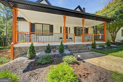 /international/us/330-laurelwood-drive-tyrone-ga-110110258323/