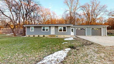 /international/us/103-walnut-st-sioux-rapids-ia-110104544000/