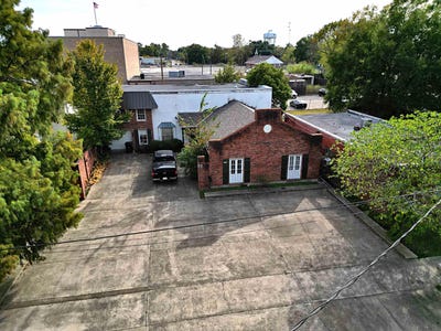 /international/us/1750-laurel-st-baton-rouge-la-110105361164/