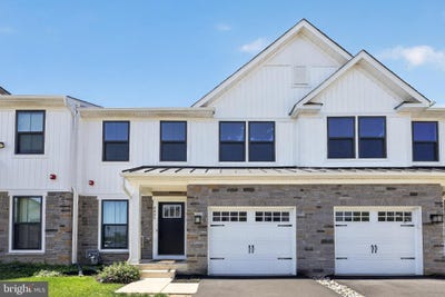 /international/us/8005-milltown-circle-cheltenham-pa-110108542829/