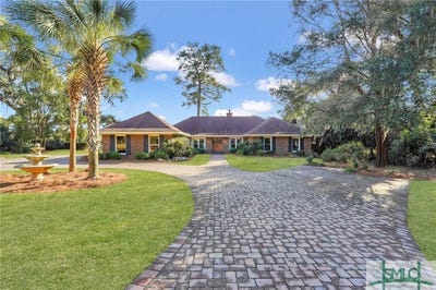 /international/us/637-rose-dhu-road-savannah-ga-110096713164/