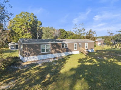 /international/us/226-collier-lane-moncks-corner-sc-110103399711/