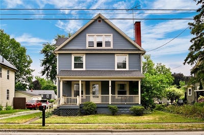 /international/us/300-w-maple-street-hartville-oh-110100801577/