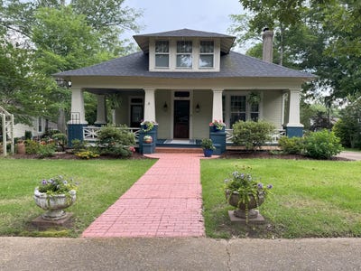 /international/us/425-robins-street-tupelo-ms-110100023440/