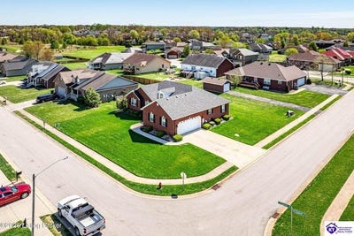 /international/us/133-e-piedmont-drive-vine-grove-ky-110107260928/
