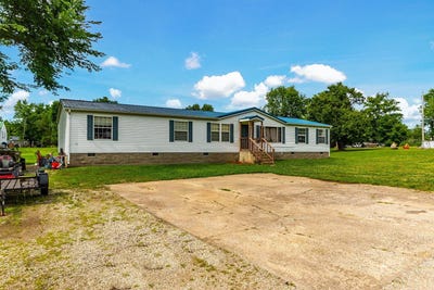 /international/us/204-eastwood-ave-higbee-mo-110108742755/