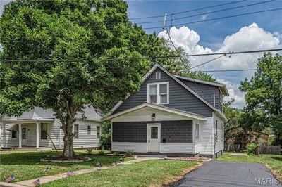 /international/us/210-springer-avenue-edwardsville-il-110100963002/