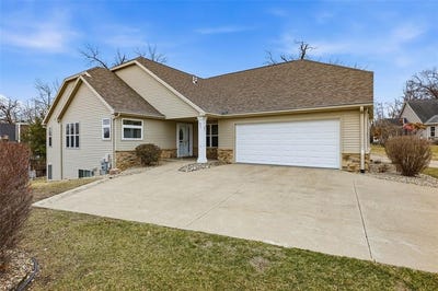 /international/us/3801-willowbend-court-ne-cedar-rapids-ia-110106524249/