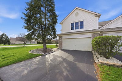 /international/us/7770-bristol-park-drive-tinley-park-il-110107056540/