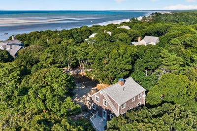 /international/us/92-dune-road-brewster-ma-110120137218/