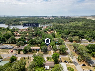 /international/us/367-okaloosa-avenue-valparaiso-fl-110099190833/