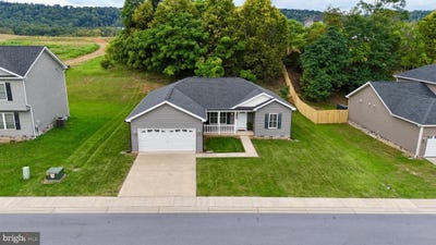 /international/us/206-brant-lane-n-martinsburg-wv-110119987148/