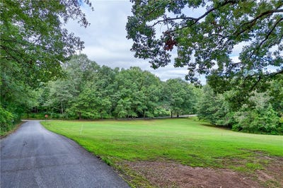/international/us/235-williams-road-piedmont-sc-110110403534/
