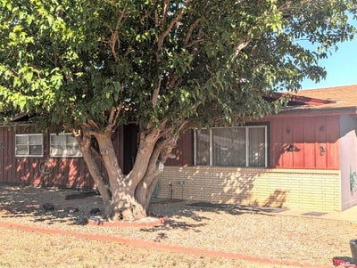 /international/us/2221-carolina-clovis-nm-110110295772/