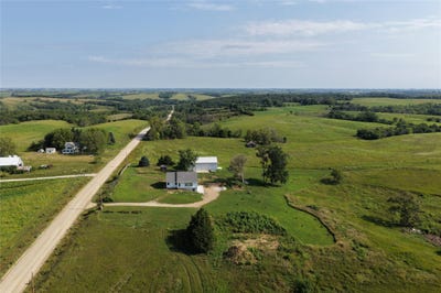 /international/us/2978-ranch-trail-menlo-ia-110110374028/