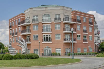 /international/us/670-town-center-dr-unit-418-newport-news-va-110099904881/?lang=zh-tw