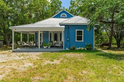 /international/us/479-county-road-27450-honey-grove-tx-110098979887/