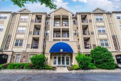 /international/us/8203-harcourt-rd-clifton-city-nj-110100347004/?lang=zh-tw