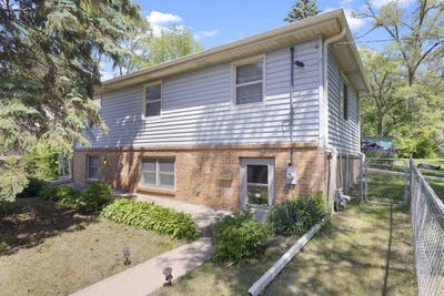 /international/us/2618-pleasant-view-avenue-rockford-il-110108283138/