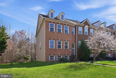 /international/us/14614-hawley-lane-upper-marlboro-md-110107202073/