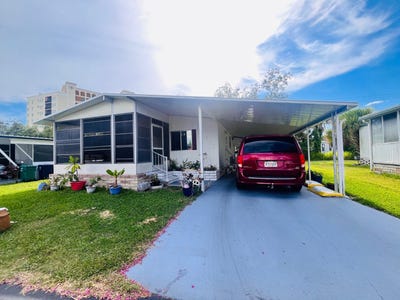 /international/us/900-9th-ave-e-palmetto-fl-110101437602/