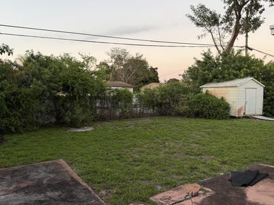 /international/us/3011-nw-157th-terrace-miami-gardens-fl-110106927811/