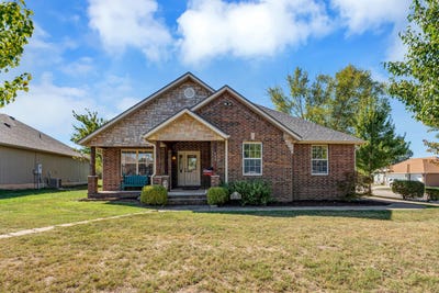 /international/us/400-brittany-court-aurora-mo-110120453210/