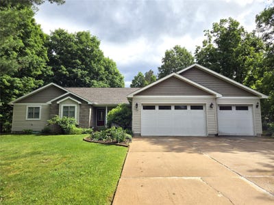 /international/us/724-pine-place-rice-lake-wi-110108744077/