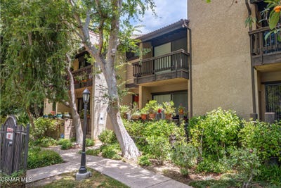 /international/us/21901-burbank-boulevard-woodland-hills-ca-110099930142/