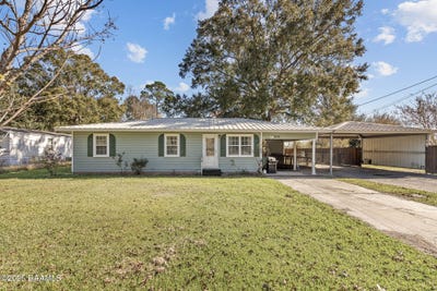 /international/us/1039-craig-street-ville-platte-la-110103437065/