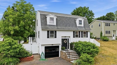 /international/us/2-dobbins-drive-woburn-ma-110108852548/