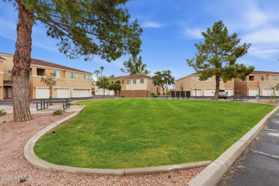 /international/us/1335-e-june-street-mesa-az-110110378496/