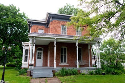 /international/us/203-sw-mills-street-greenfield-ia-110099962147/