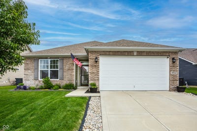 /international/us/8842-kipling-drive-indianapolis-in-110108552471/