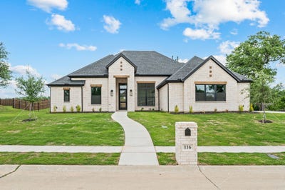 /international/us/116-oak-grove-lane-boyd-tx-110108358145/