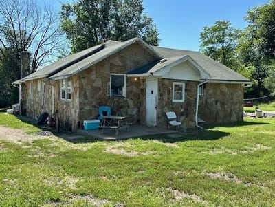 /international/us/12074-s-1600-road-nevada-mo-110100722550/