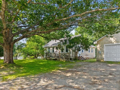 /international/us/67-w-side-drive-verona-island-me-110119389580/