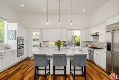 /international/us/5734-celedon-crk-playa-vista-ca-110101102875/?lang=zh-tw
