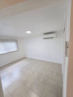/international/us/3351-sw-7th-st-miami-fl-110108667378/