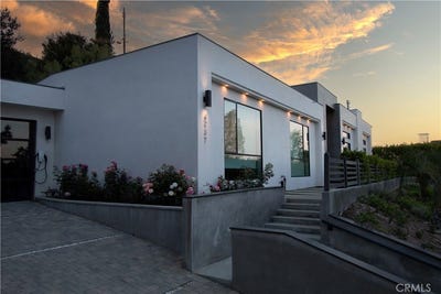 /international/us/4737-dunas-lane-tarzana-ca-110098817228/